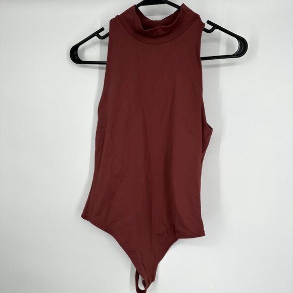 Babaton Mauve Sleeveless Bodysuit Size Medium - Picture 3 of 5